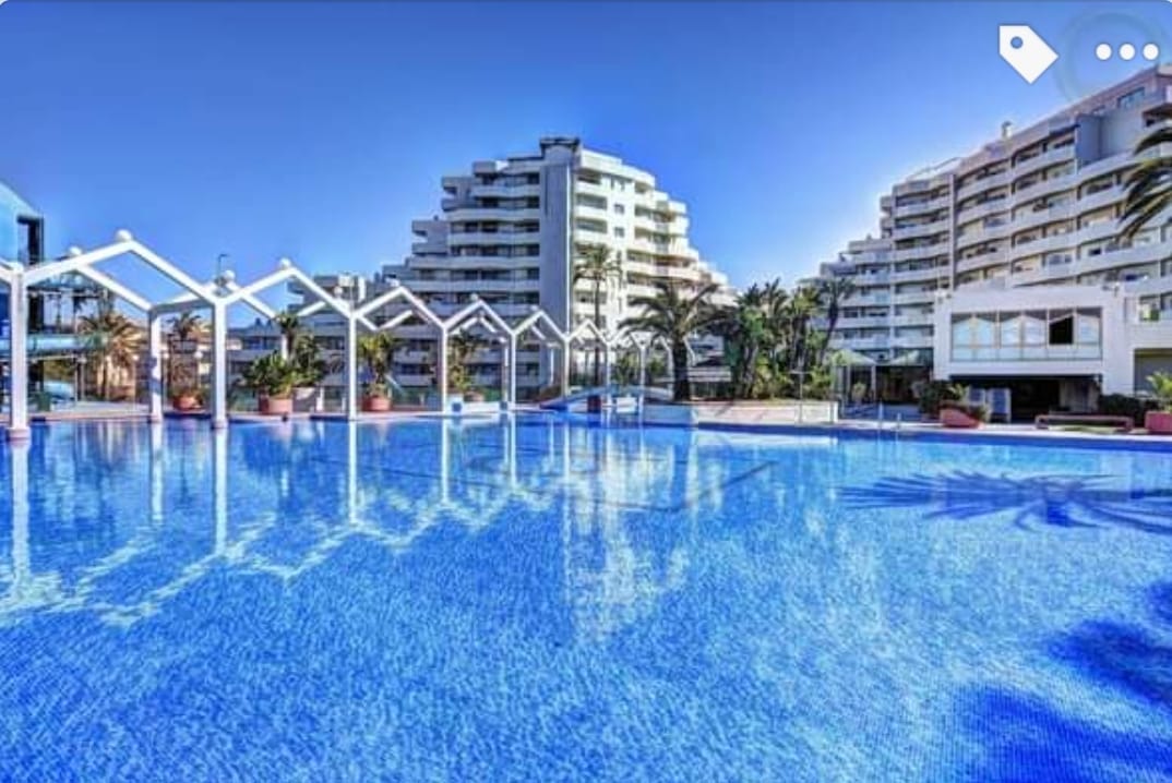 Media Temporada .Se alquila desde  01/09/2026 hasta 31/05/ 2027 bonito apartamento en  2ª línea deplaya en Benalmadena Costa