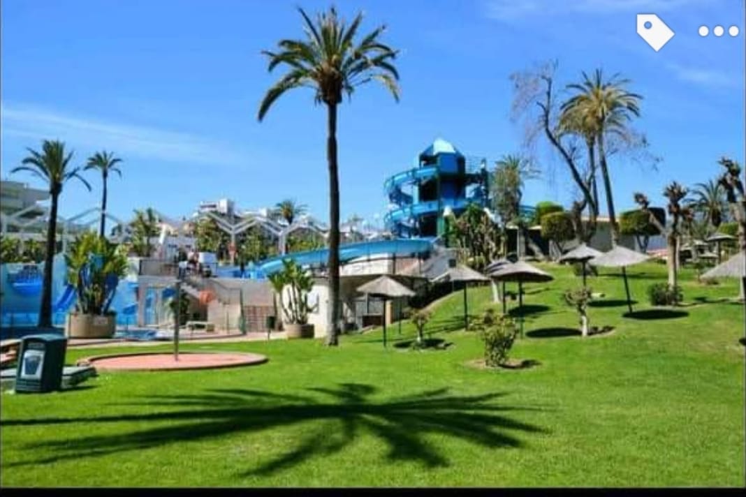 Media Temporada .Se alquila desde  01/11/2026 hasta 31/3/2027 bonito estudio en Benalmadena Costa con vistas al mar