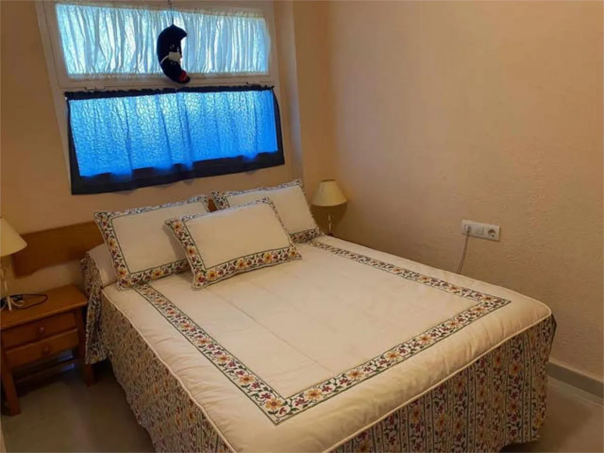 Media Temporada . Se alquila desde  1.9.26-30.6.27 bonito apartamento con vistas al mar en Torremolinos