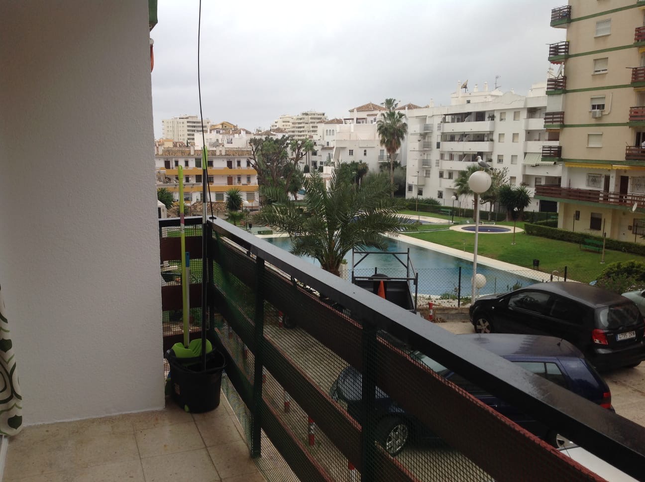 À LOUER DU 1.9.26 AU 15.6.27 BEL APPARTEMENT À 100 MÈTRES DE LA PLAGE À BENALMADENA