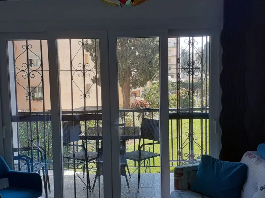 Média temporada . Se alquila desde 1.9.26-30.6.27  bonito apartamento en el centro de Torremolinos