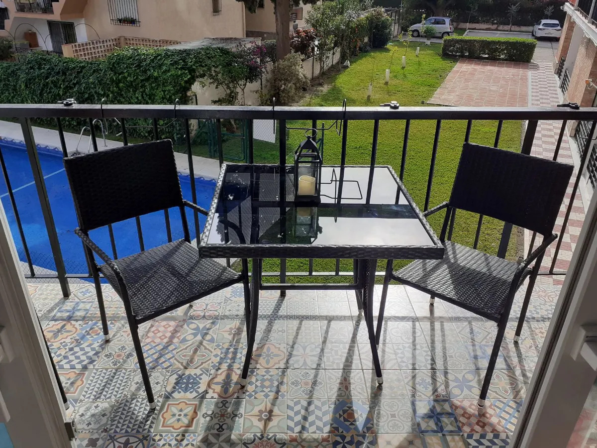 Média temporada . Se alquila desde 1.9.26-30.6.27  bonito apartamento en el centro de Torremolinos