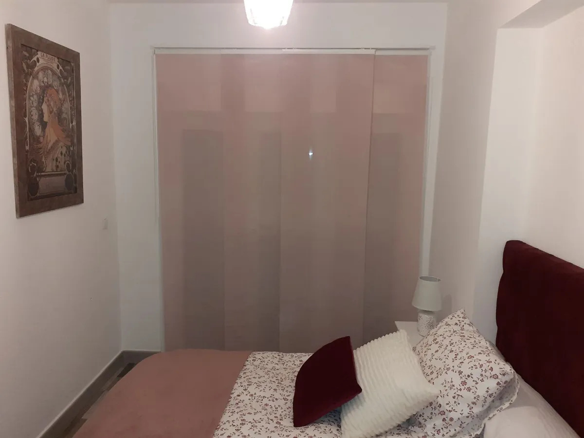 Média temporada . Se alquila desde 1.9.26-30.6.27  bonito apartamento en el centro de Torremolinos