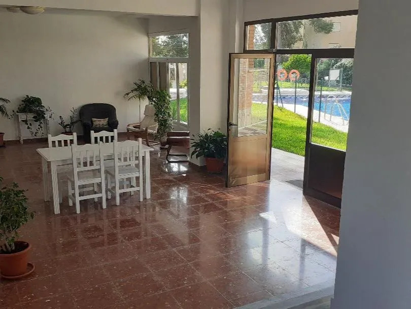 Média temporada . Se alquila desde 1.9.26-30.6.27  bonito apartamento en el centro de Torremolinos