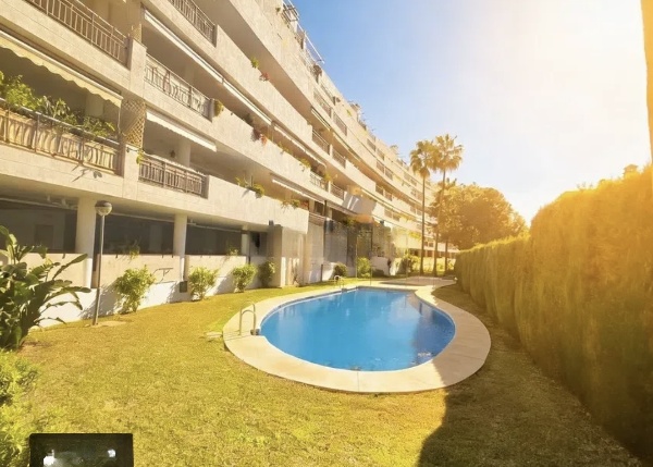 Se vende magnifico apartamento en la zona de Nueva Torrequebrada  en Benalmádena