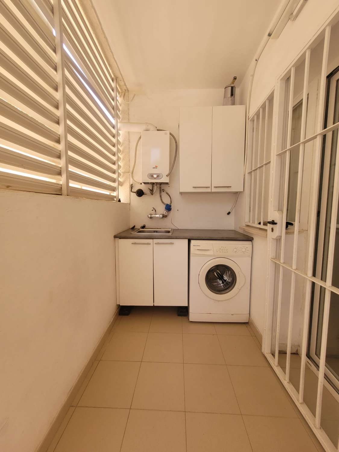 Se vende magnifico apartamento en la zona de Nueva Torrequebrada  en Benalmádena
