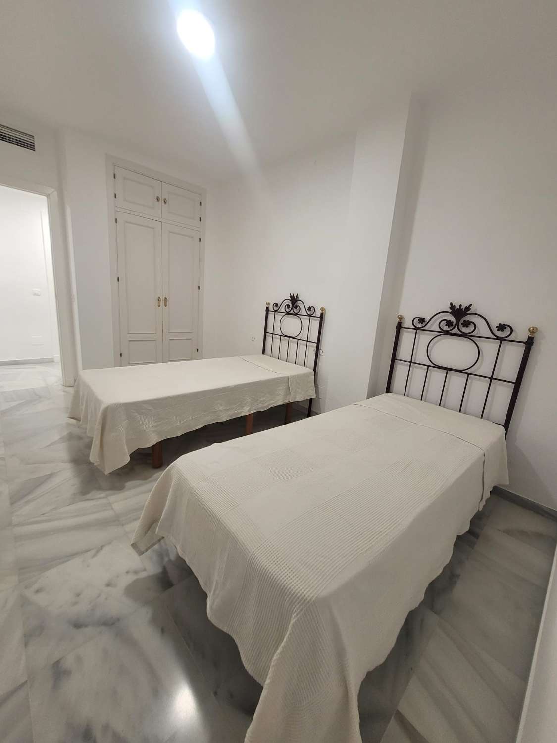 Se vende magnifico apartamento en la zona de Nueva Torrequebrada  en Benalmádena