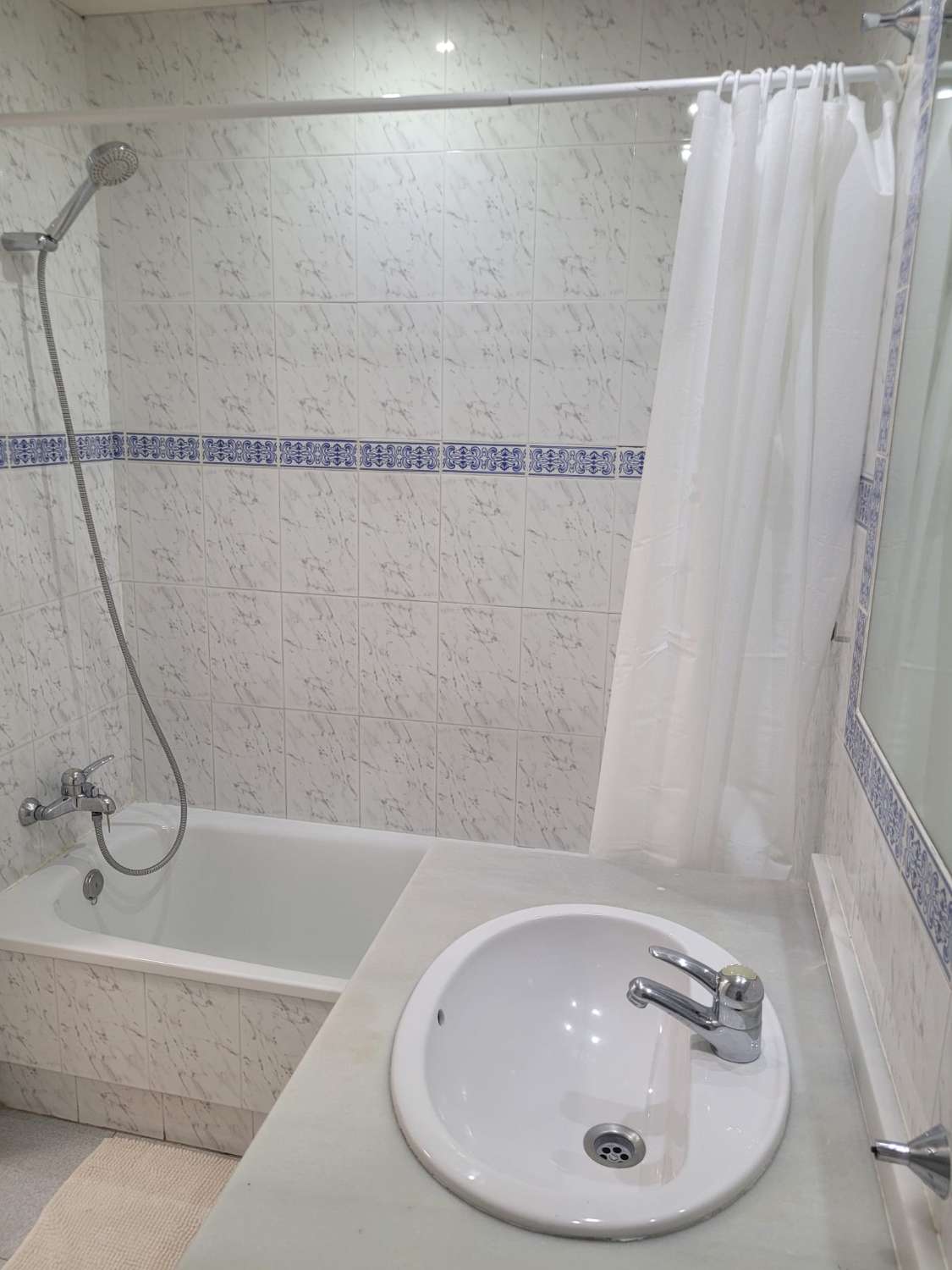 Se vende magnifico apartamento en la zona de Nueva Torrequebrada  en Benalmádena