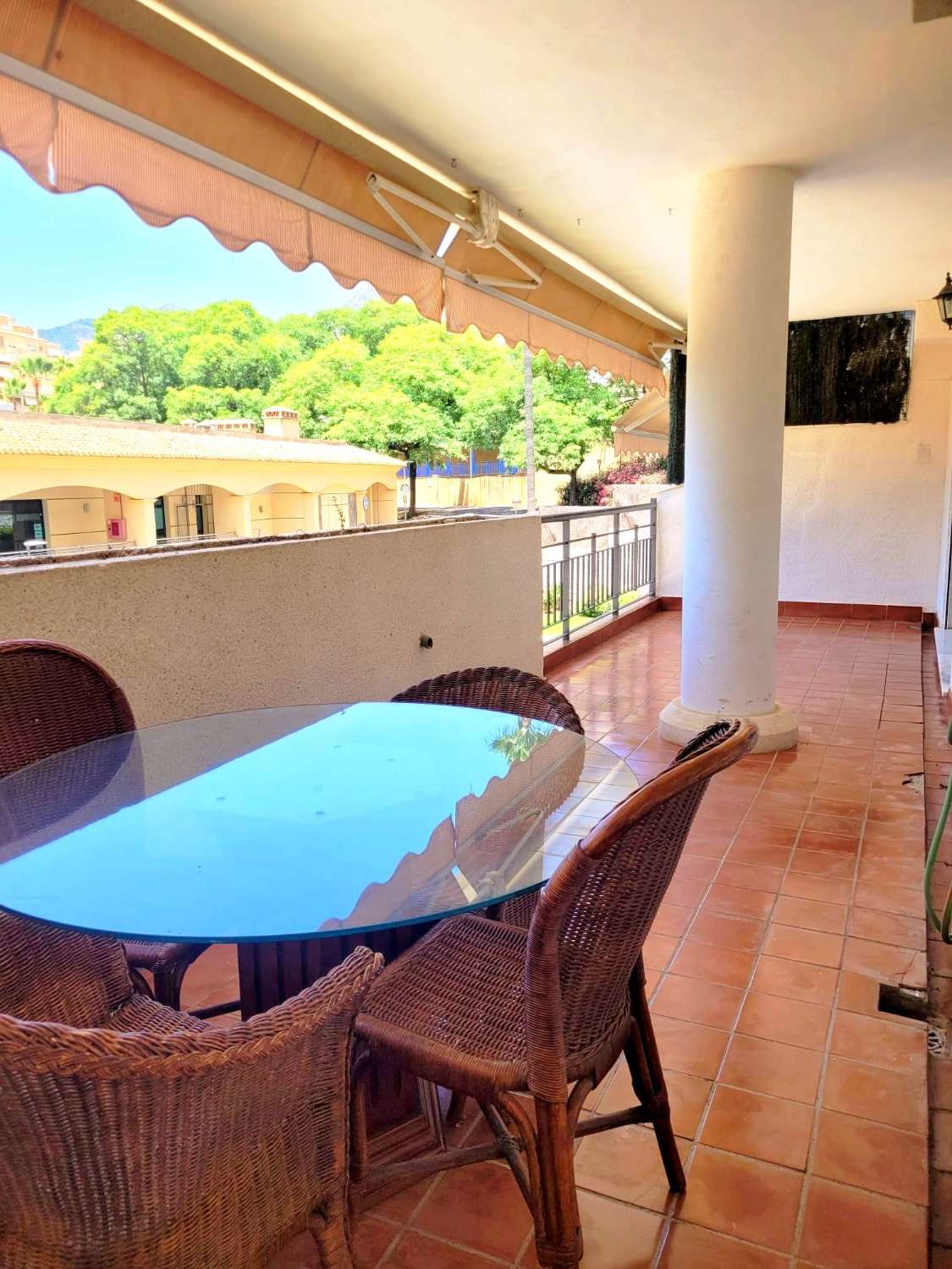 Se vende magnifico apartamento en la zona de Nueva Torrequebrada  en Benalmádena