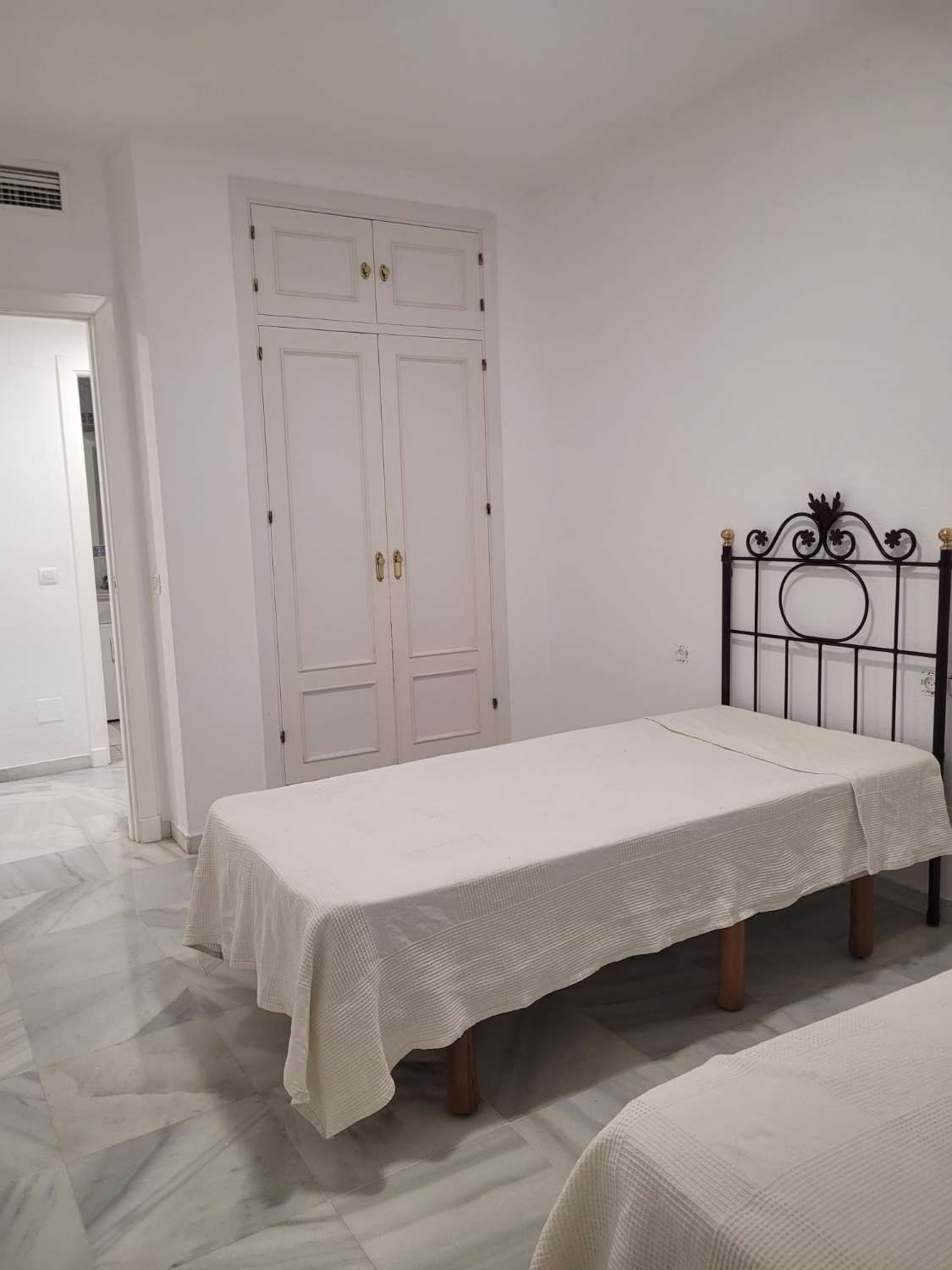 Se vende magnifico apartamento en la zona de Nueva Torrequebrada  en Benalmádena
