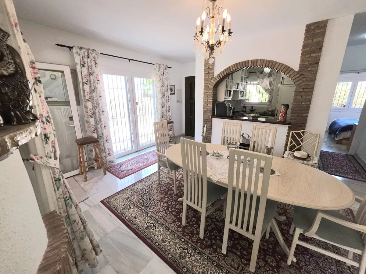 Se vende magnifico chalet adosado en Calahonda (Mijas)