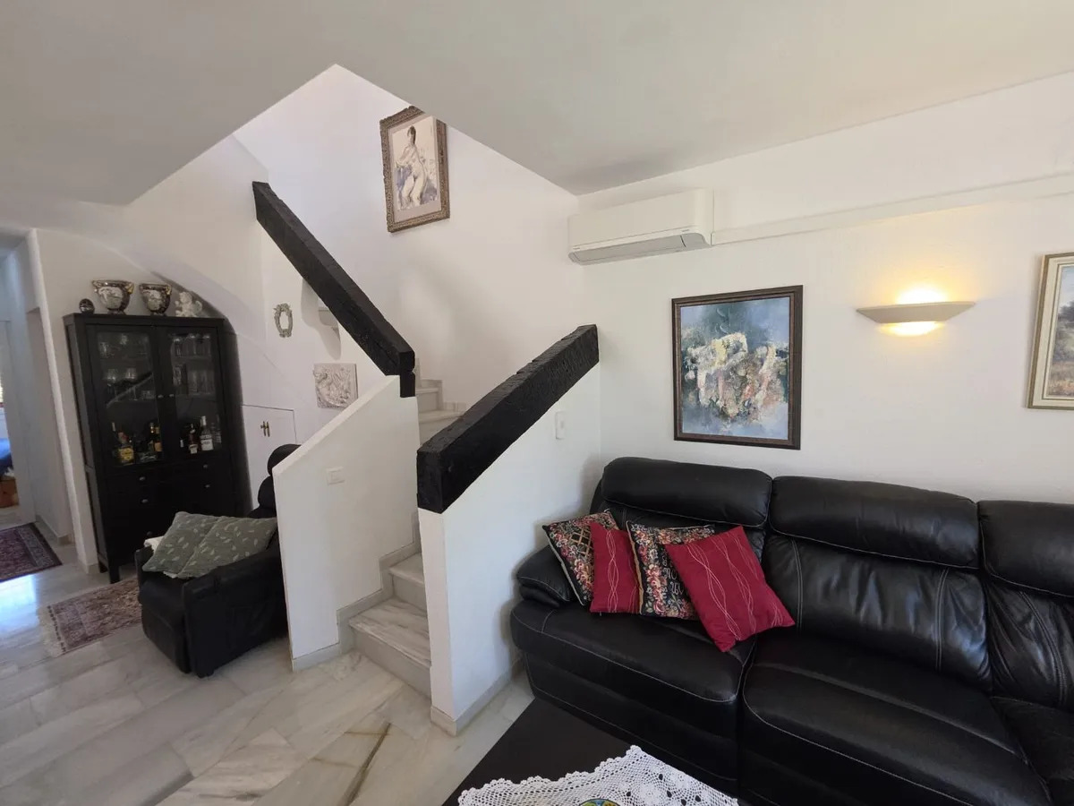 Se vende magnifico chalet adosado en Calahonda (Mijas)