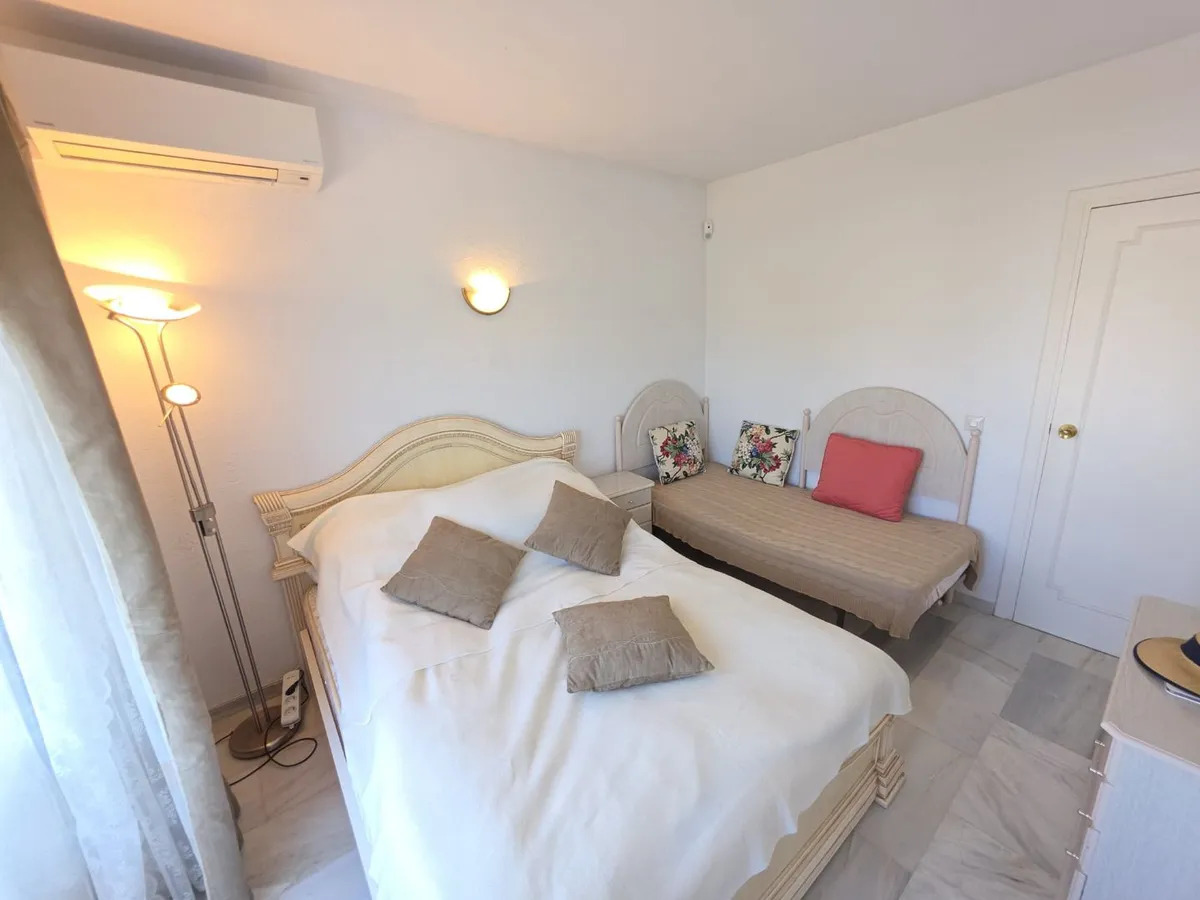 Se vende magnifico chalet adosado en Calahonda (Mijas)