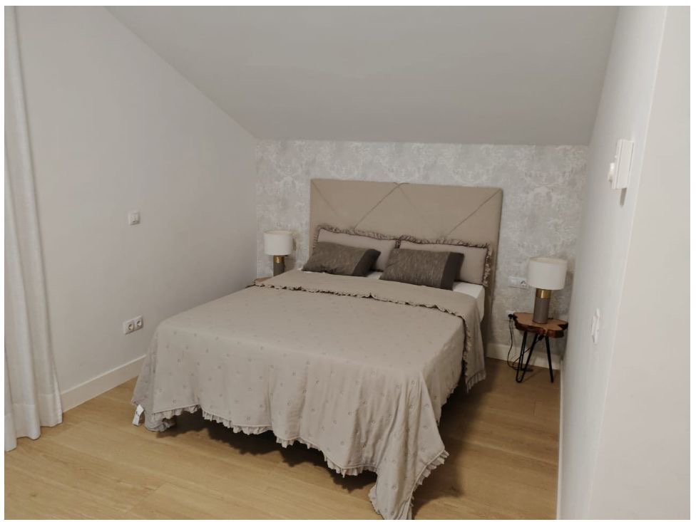 Larga temporada . Se  alquila magnifico  Chalet Pareado  con vistas  al mar en zona  Casablanca ( Benalmadena Pueblo )