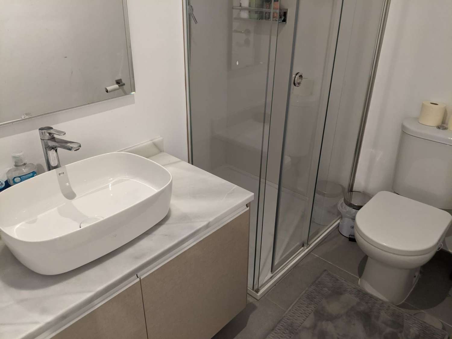 Larga temporada . Se  alquila magnifico  Chalet Pareado  con vistas  al mar en zona  Casablanca ( Benalmadena Pueblo )