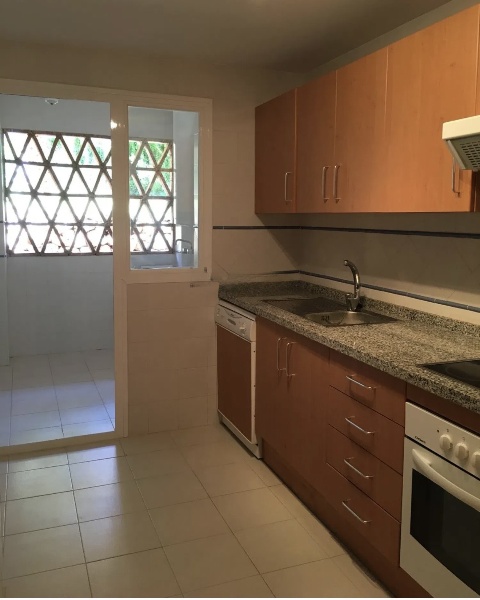 Apartment for rent in Calaburra - Chaparral (Mijas)
