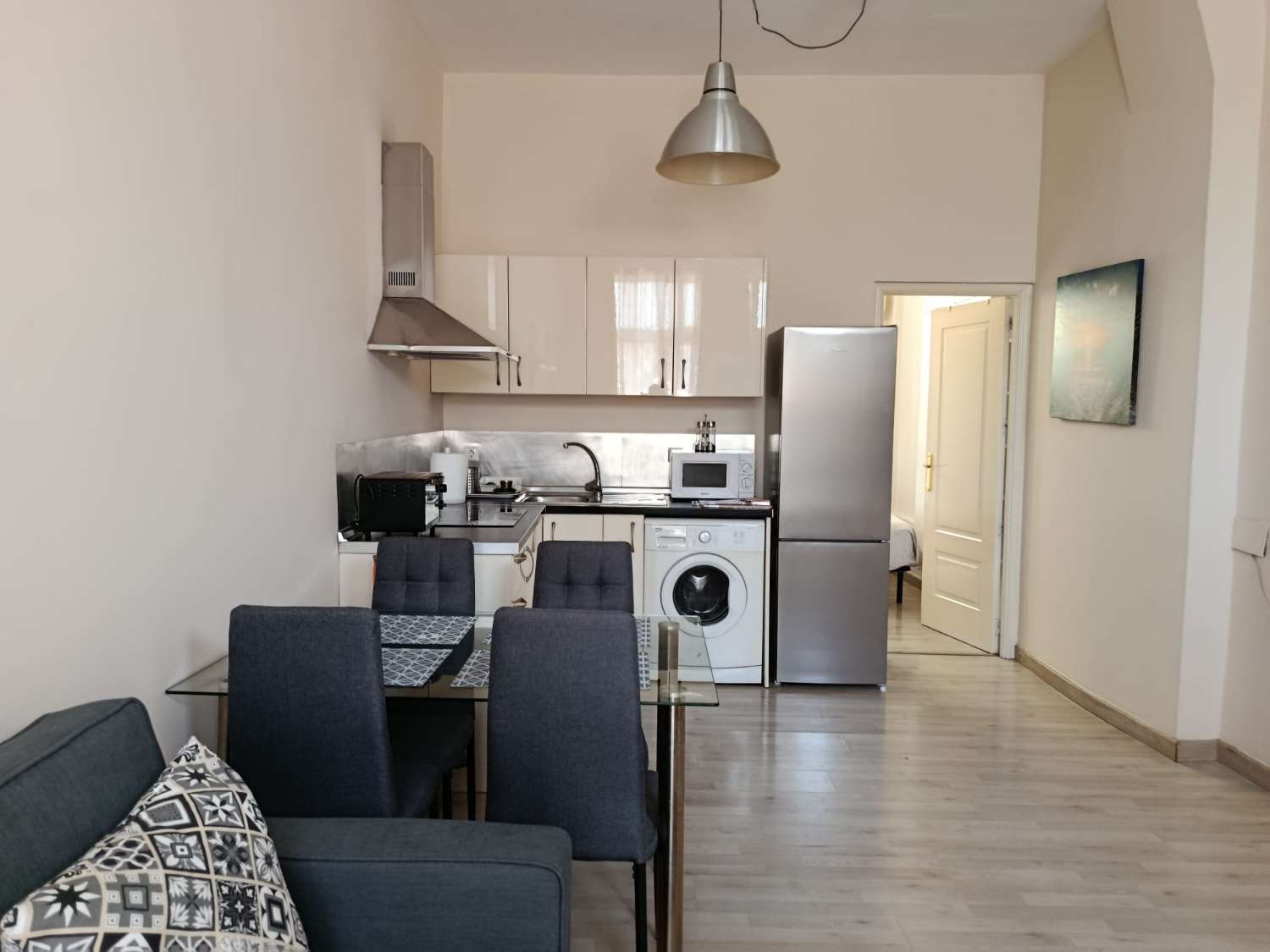 Media Temporada . Se alquila desde ahora  - 30.6.27 bonito apartamento a pocos metros del mar en La Cala del Moral   (Rincon de la Victoria )  en Málaga