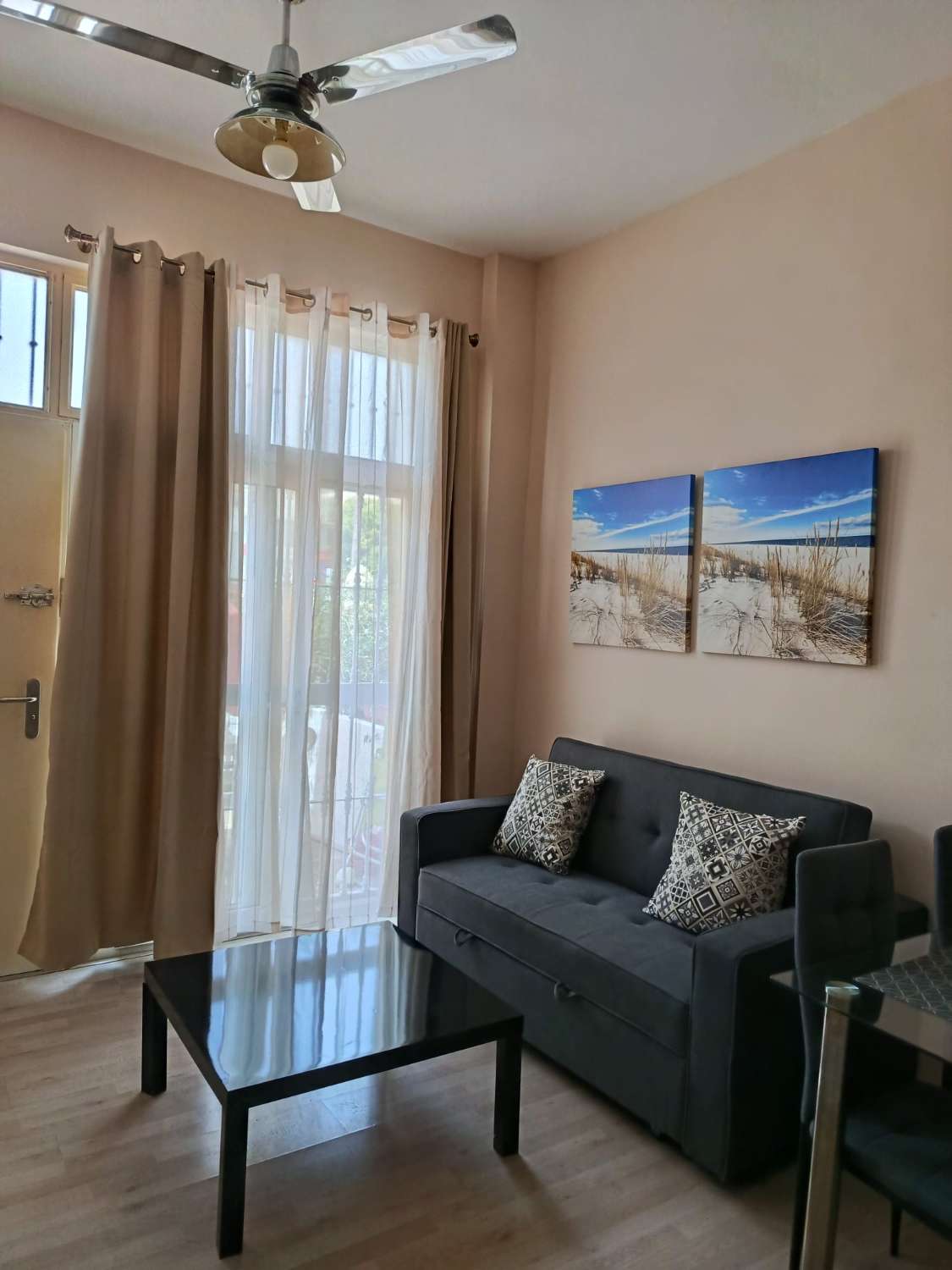 Media Temporada . Se alquila desde ahora  - 30.6.27 bonito apartamento a pocos metros del mar en La Cala del Moral   (Rincon de la Victoria )  en Málaga