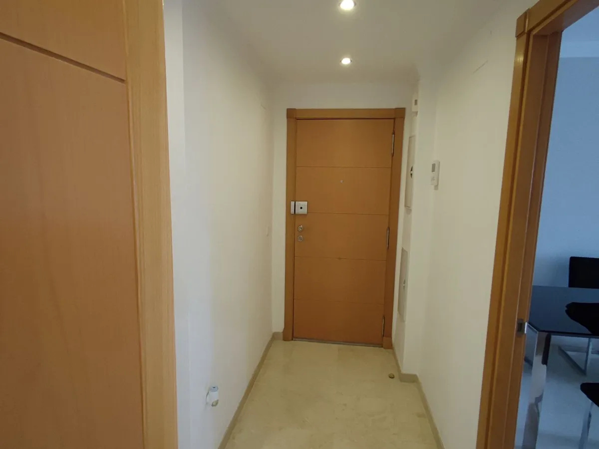 Larga temporada . Se alquila bonito apartamento con vistas al Golf en Benalmadena