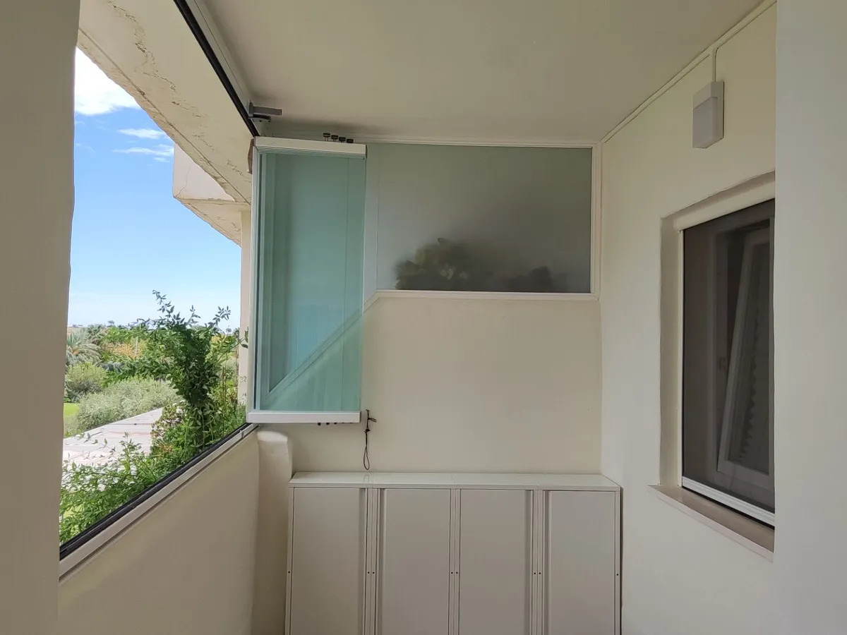 Larga temporada . Se alquila bonito apartamento con vistas al Golf en Benalmadena