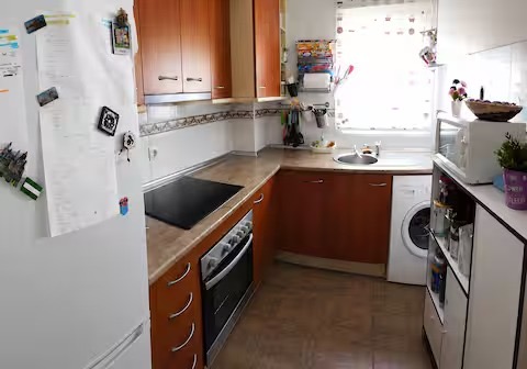 Media temporada . Desde 1.11.26-31.5.27  bonito Atico Duplex en zona Torreblanca (Fuengirola)