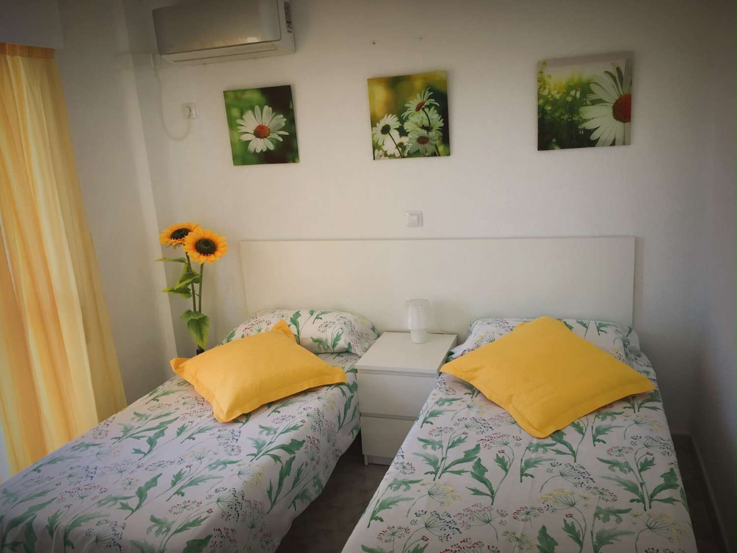 Media Temporada. Se alquila desde ahora -30.6.27 bonito  apartamento con vistas al mar en 2ª línea de playa  zona Playamar - Los Alamos (Torremolinos)