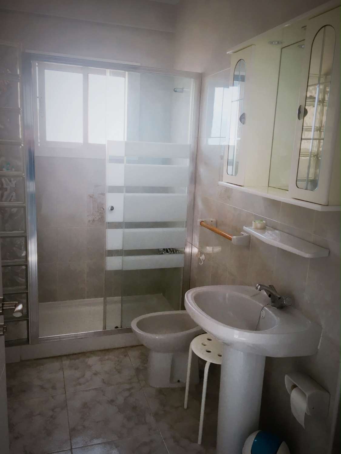 Media Temporada. Se alquila desde ahora -30.6.27 bonito  apartamento con vistas al mar en 2ª línea de playa  zona Playamar - Los Alamos (Torremolinos)