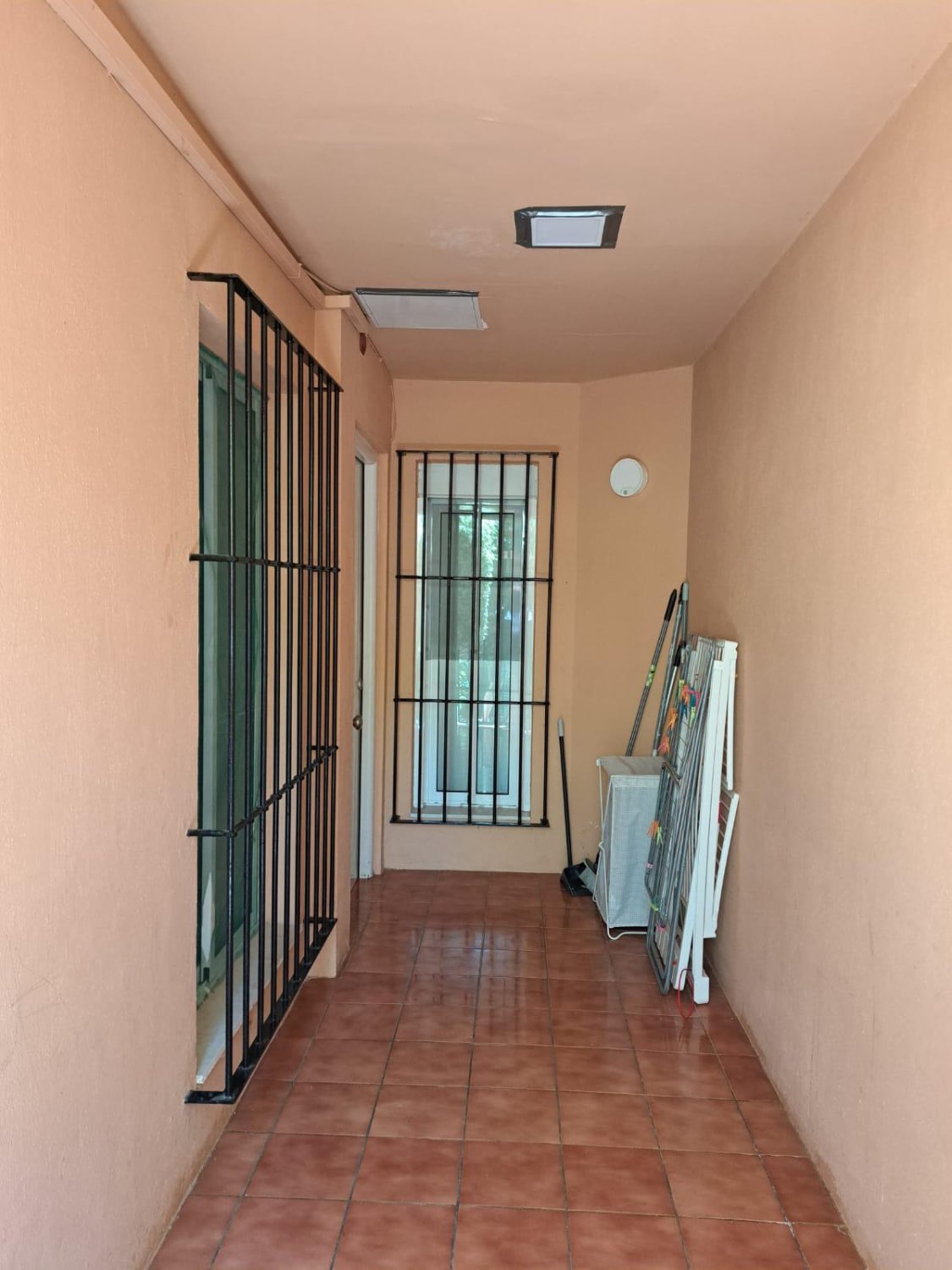 Media temporada . Se alquila desde 15.9.26 -31.6.2727  apartamento a 250 metros de la playa  en Benalmádena