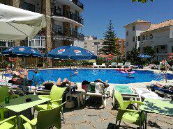 Media temporada . Se alquila desde 15.9.26 -31.6.2727  apartamento a 250 metros de la playa  en Benalmádena