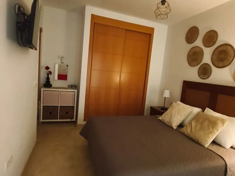 Se vende bonito apartamento amueblado  en Benalmádena