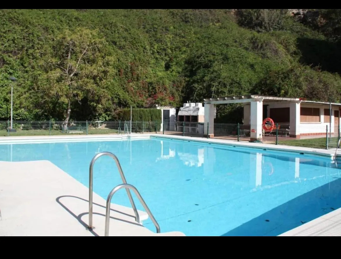 MEDIA TEMPORADA SE ALQUILA DESDE  2.1.27-31.3.27  BONITO APARTAMENTO EN TORREMOLINOS