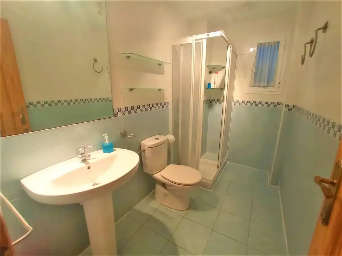 Asunto myynnissä Los Bolichesissa (Fuengirola)