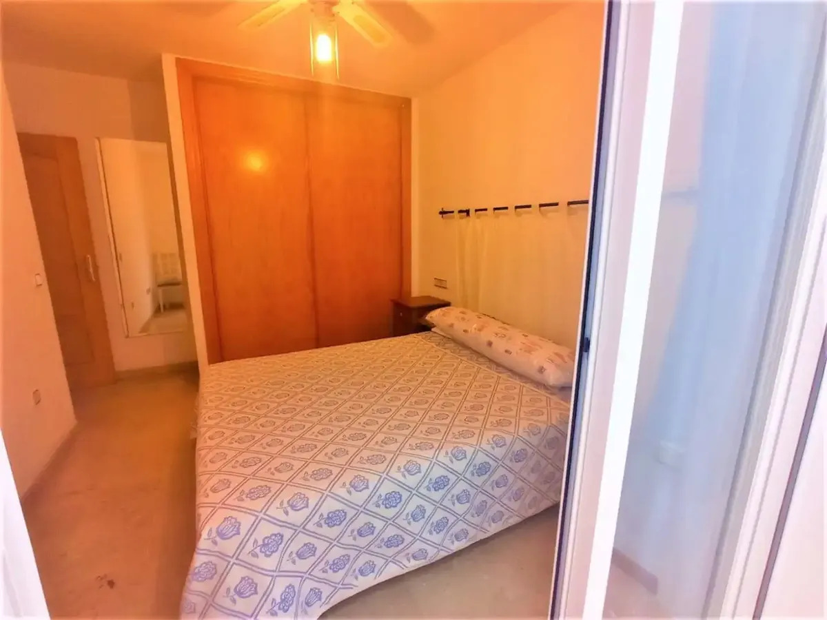 Asunto myynnissä Los Bolichesissa (Fuengirola)