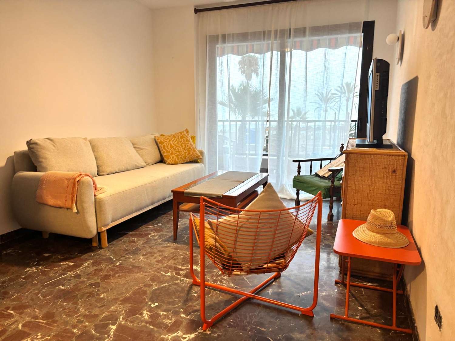 Long season Nice apartment for rent with sea views on 1st line beach Los Boliches (Fuengirola )
