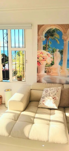 MediaTemporada. Se Alquila desde ahora hasta 30.6.27 bonito apartamento en  1ª línea  de playa en Torremuelle (Benalmádena)