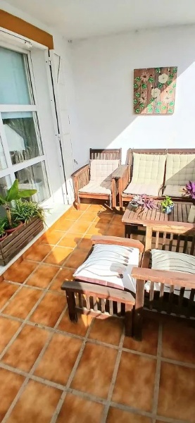 MediaTemporada. Se Alquila desde ahora hasta 30.6.27 bonito apartamento en  1ª línea  de playa en Torremuelle (Benalmádena)