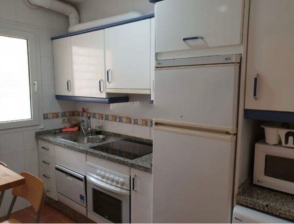 Larga Temporada . Se alquila  bonito apartamento  desde 1.10.26 con vistas al Campo del Golf  de Torrequebrada (Benalmadena )