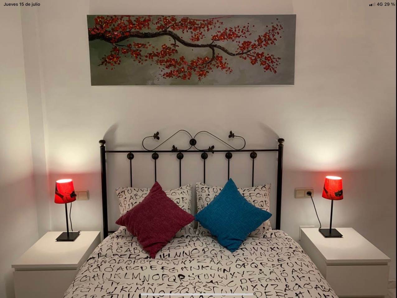 Larga Temporada . Se alquila  bonito apartamento  desde 1.10.26 con vistas al Campo del Golf  de Torrequebrada (Benalmadena )