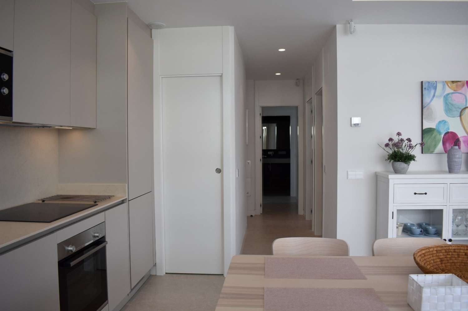 Media temporada . Se alquila de 1.11.26-31.3.27 apartamento de lujo al lado de la playa zona los Alamos (Torremolinos)