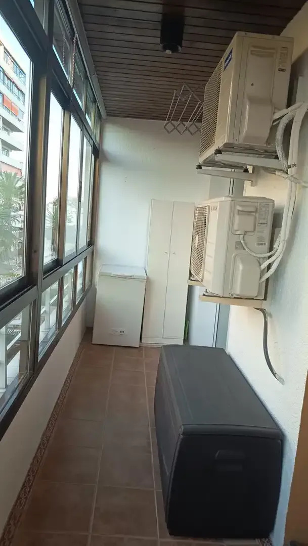 Media Temporada . Se alquila de 1.11.26 -31.3.27 bonitos apartamento reformado en el centro de Torremolinos