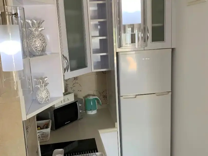 Lyxvilla med havsutsikt och ett sammanlagt boutique-B&B-företag till salu i Benalmadena (Costa del Sol).