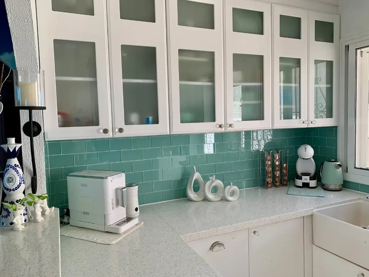 Lyxvilla med havsutsikt och ett sammanlagt boutique-B&B-företag till salu i Benalmadena (Costa del Sol).