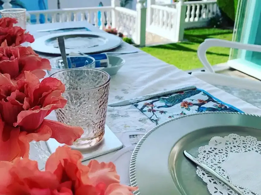 Lyxvilla med havsutsikt och ett sammanlagt boutique-B&B-företag till salu i Benalmadena (Costa del Sol).