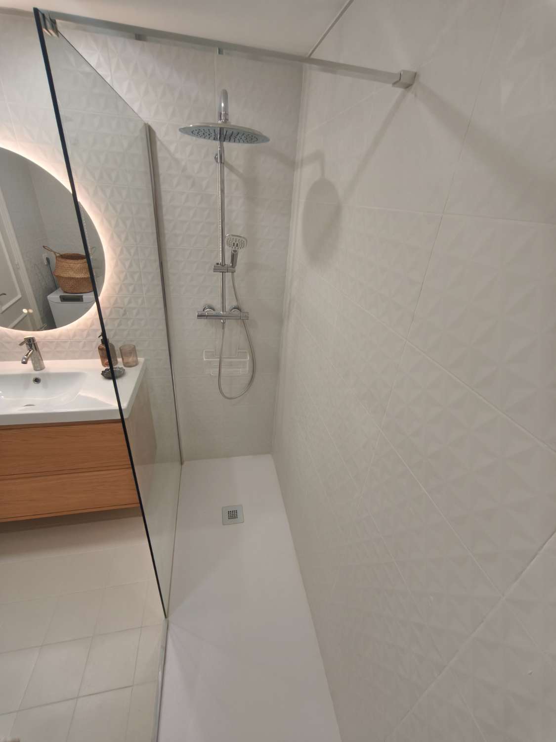 Larga temporada . Se alquila magnifico apartamento con vistas al mar en Riviera del  Sol (Mijas)