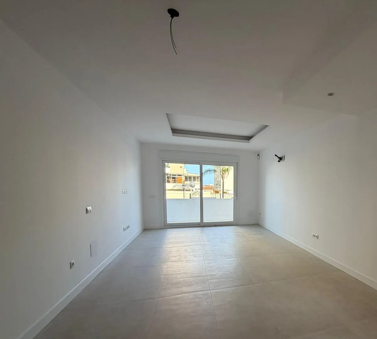 Gloednieuw appartement te koop in de omgeving van Montemar (Torremolinos)